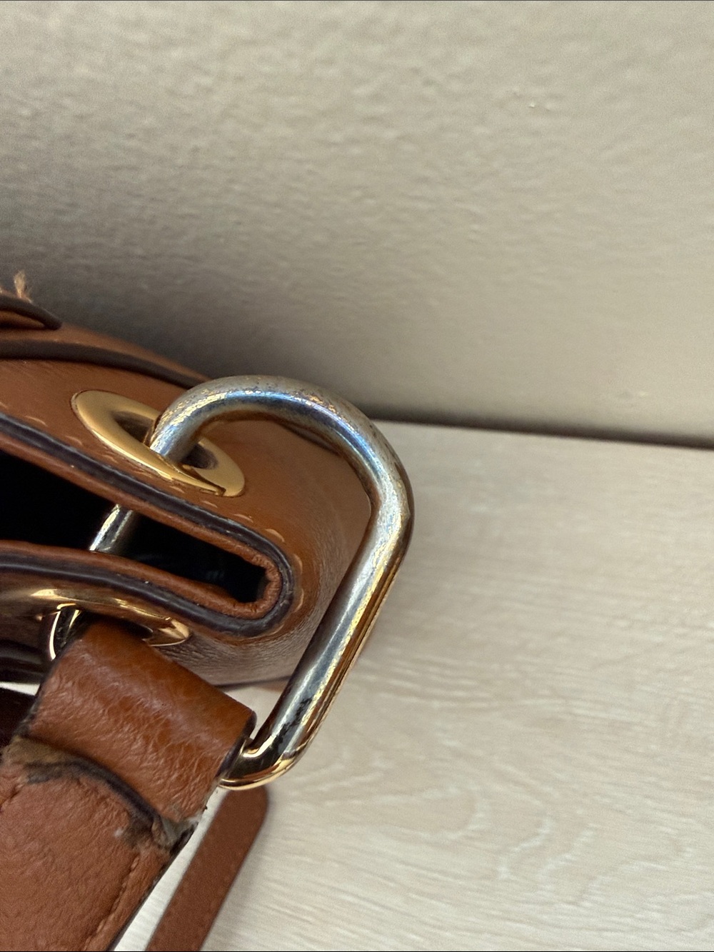Lauren Ralph Lauren Tan Pebble Leather Crossbody with Gold Plaque - Picture 3 of 16